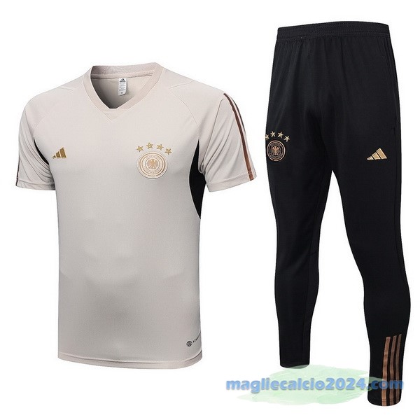 Formazione Set Completo Germania 2022 Giallo Nero Poco Prezzo