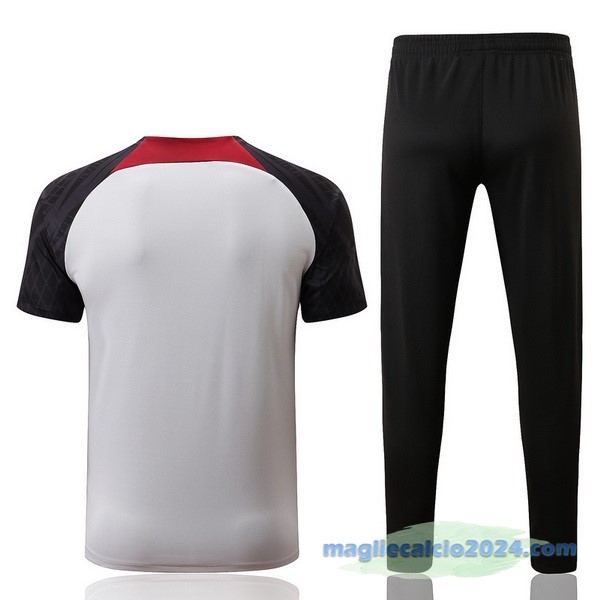Formazione Set Completo Liverpool 2022 2023 Bianco Nero Rosso Poco Prezzo