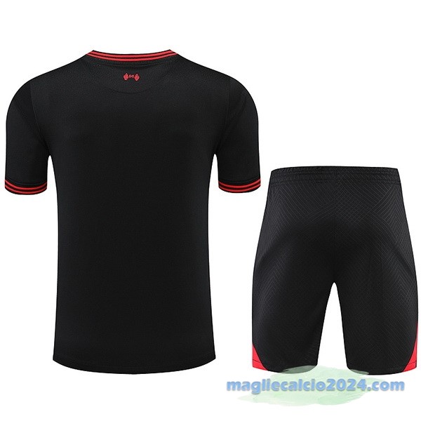 Formazione Set Completo Liverpool 2022 2023 Nero III Rosso Poco Prezzo