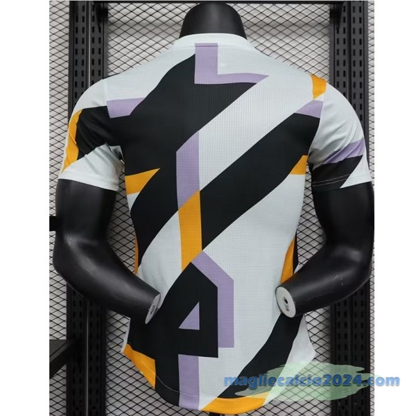 Thailandia Pre partita Giocatori Maglia Real Madrid 2023 2024 Nero Bianco Poco Prezzo