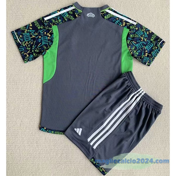 concetto Conjunto De Uomo Real Madrid 2023 2024 Grigio Verde Poco Prezzo