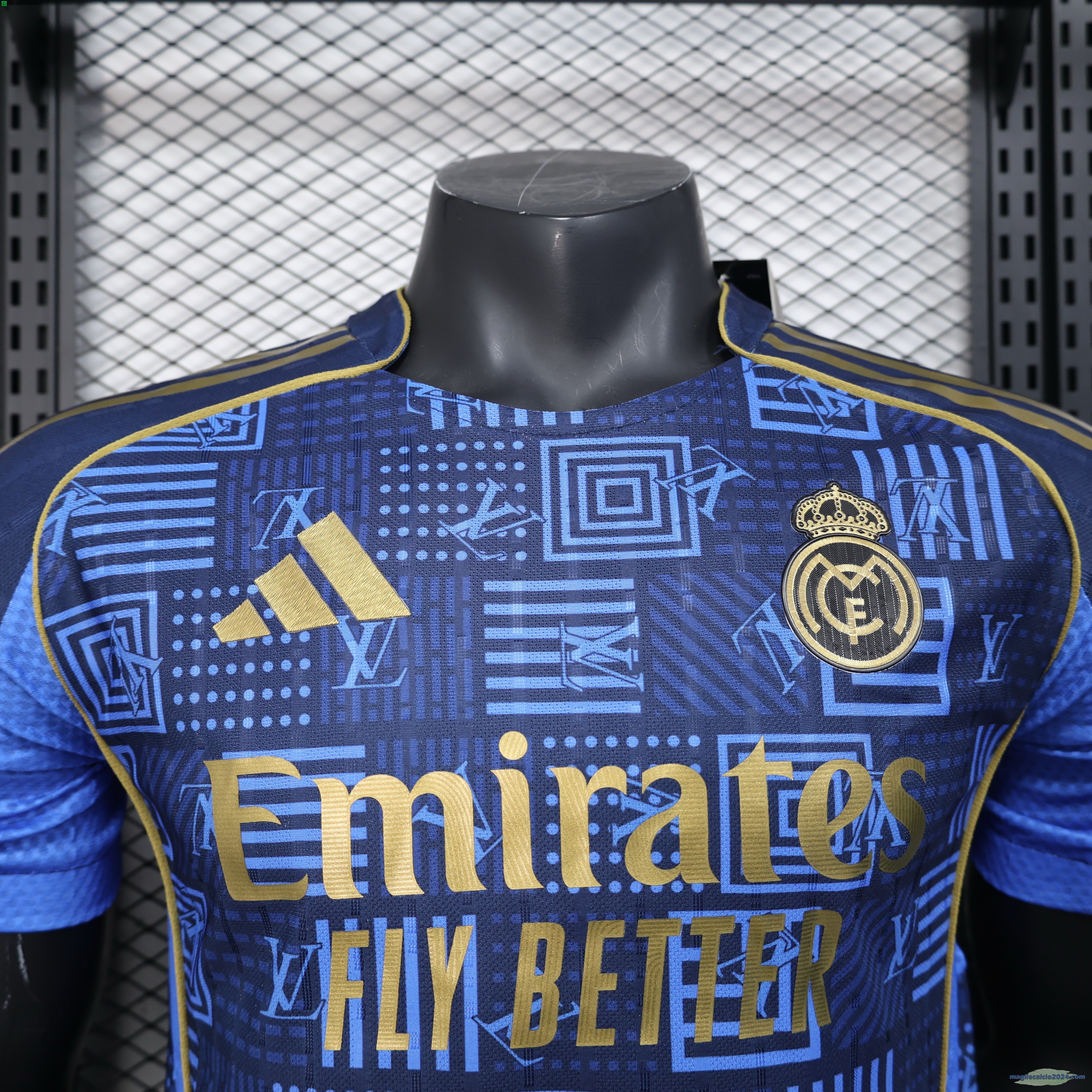 speciale Giocatori Maglia Calcio Real Madrid 2025 2026 Blu Poco Prezzo